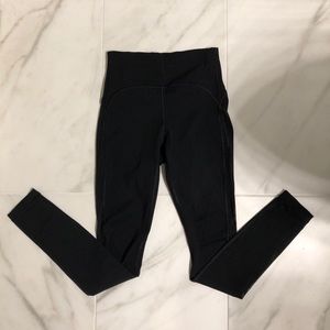 Aritzia TNA Atmosphere Mesh Leggings